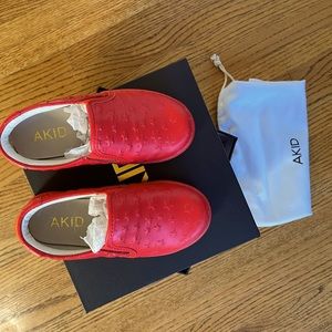 AKID Sz 11C Slip-on Sneakers